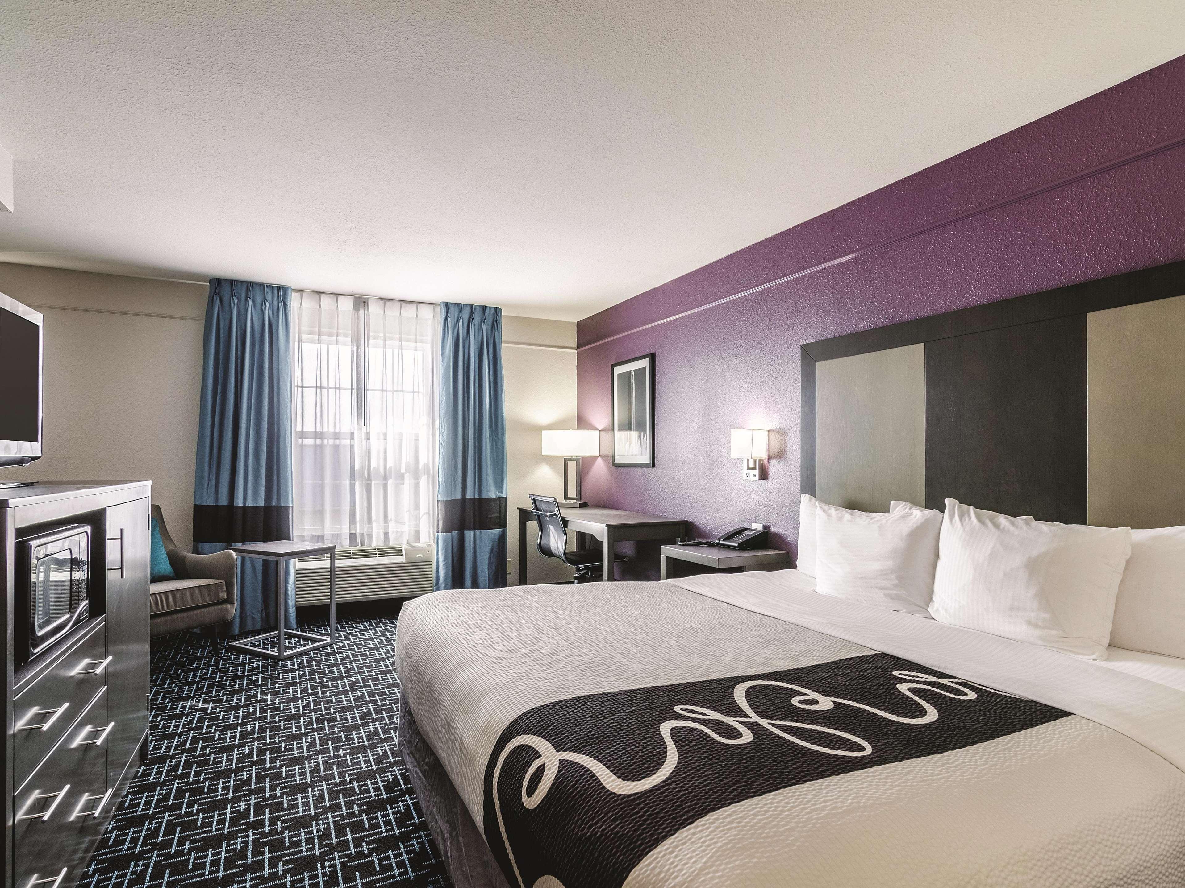 La Quinta By Wyndham Kansas Airport 3*