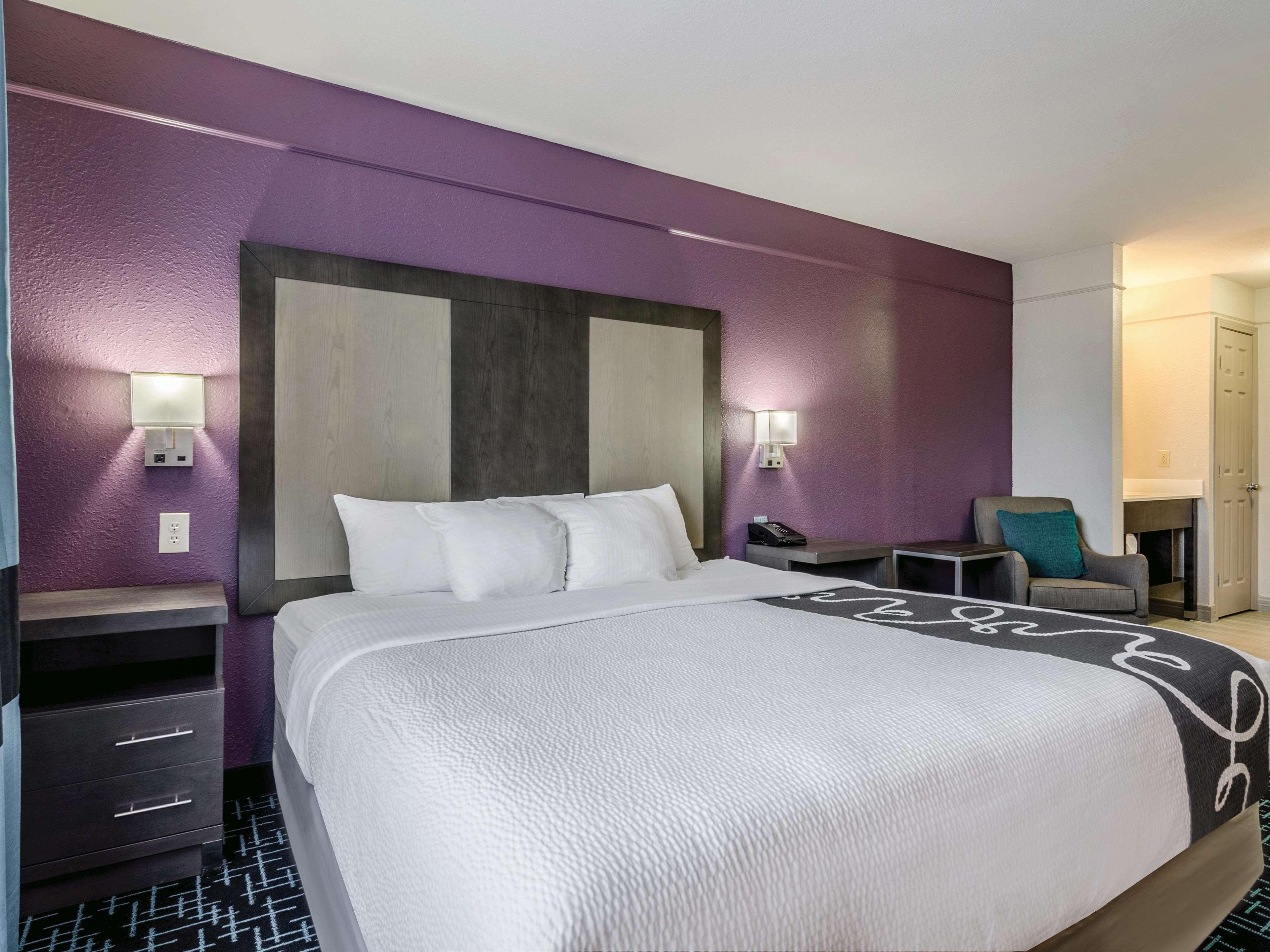 La Quinta By Wyndham Kansas Airport